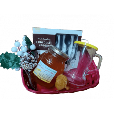Cesta com Colheres de Chocolate, Mel e Caneca de Vidro